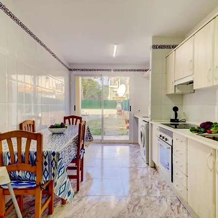 Beautiful Bauza Private Pool Gardens 4 Bedrooms Villa *