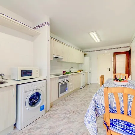 Villa Beautiful Bauza Private Pool Gardens 4 Bedrooms *