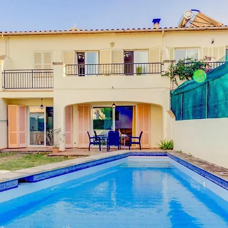 Beautiful Bauza Private Pool Gardens 4 Bedrooms Villa