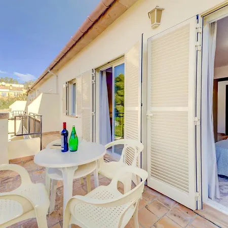 Beautiful Bauza Private Pool Gardens 4 Bedrooms Villa *